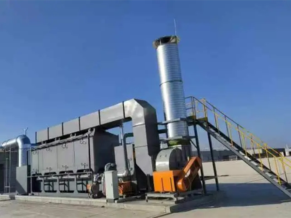 工廠廢氣處理設施運行